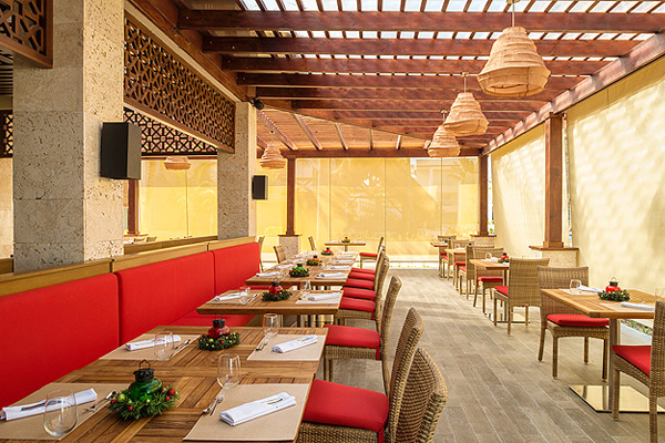 Restaurant - Hideaway at Royalton Punta Cana Resort - All Inclusive Beach Resort