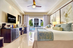 Diamond Club Luxury Swim Out Room - Royalton Punta Cana Resort & Casino - All Inclusive