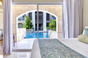 Diamond Club Luxury Swim Out Room - Diamond Club Family Rooms Area - Royalton Punta Cana Resort & Casino 